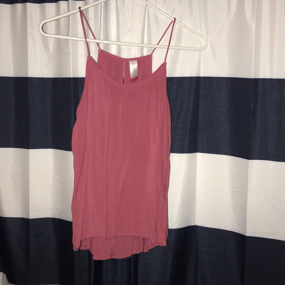 Pink tank